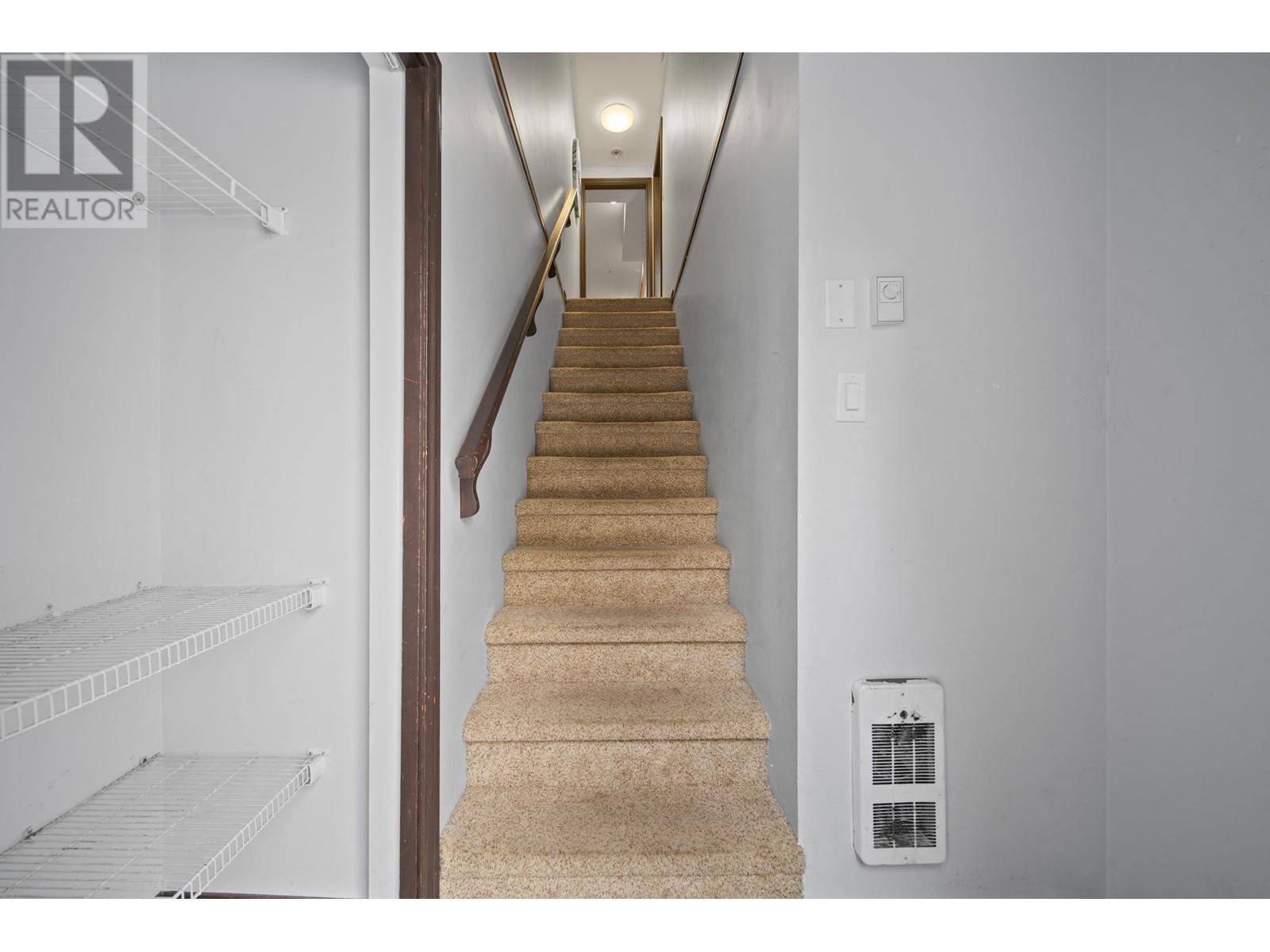 52-52a 4388 NORTHLANDS BOULEVARD