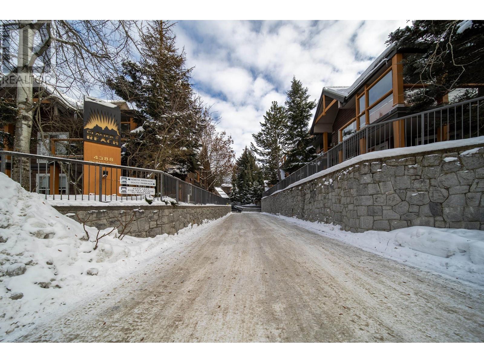 52-52a 4388 NORTHLANDS BOULEVARD