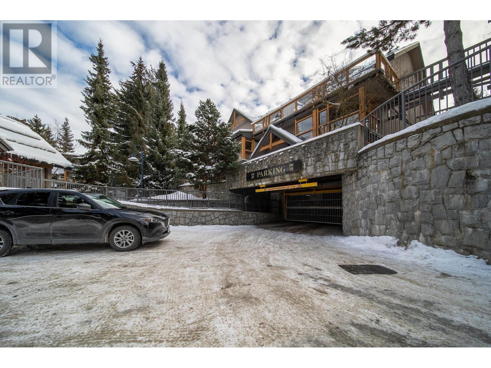 52-52a 4388 NORTHLANDS BOULEVARD