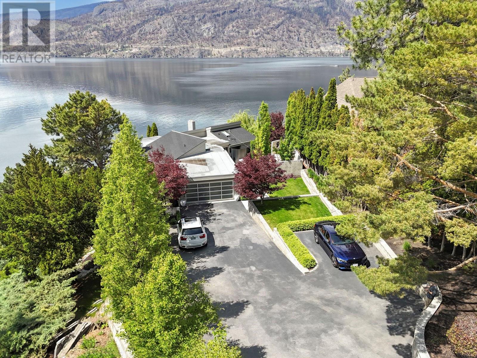 2052 Dewdney Road Kelowna Photo 8