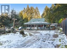 714 Charter Rd, mayne island, British Columbia