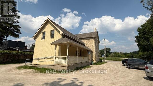 15 Mcnab Street, Brockton, Ontario  N0G 2V0 - Photo 3 - X11870418