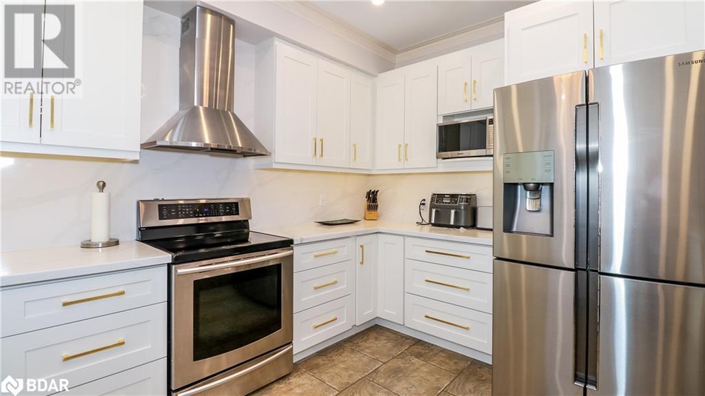 33 Pinecliff Crescent, Barrie, Ontario  L4N 5V2 - Photo 12 - 40698877