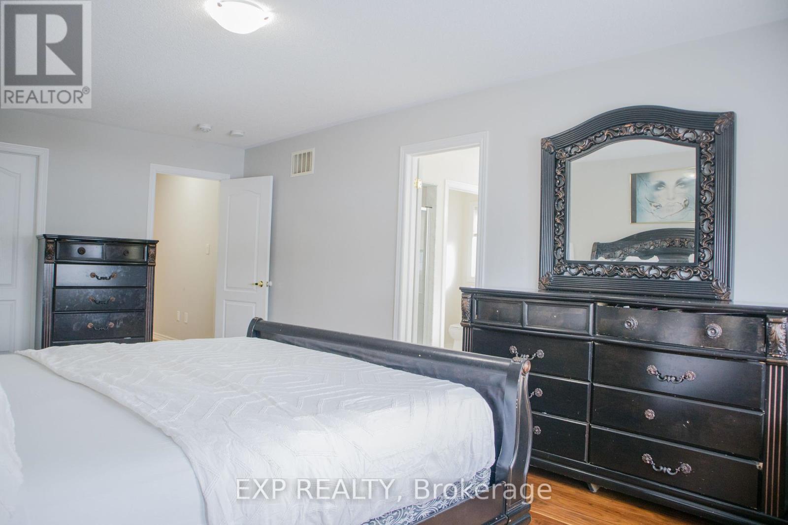 13 Sasco Way, Essa (Angus), Ontario  L0M 1B4 - Photo 22 - N11973613