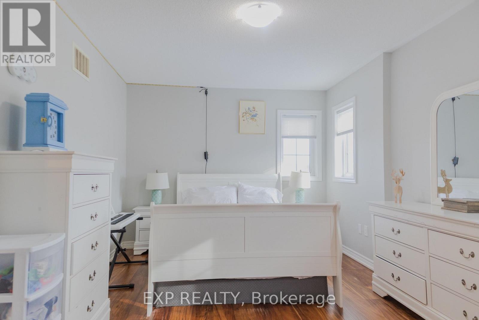 13 Sasco Way, Essa (Angus), Ontario  L0M 1B4 - Photo 31 - N11973613