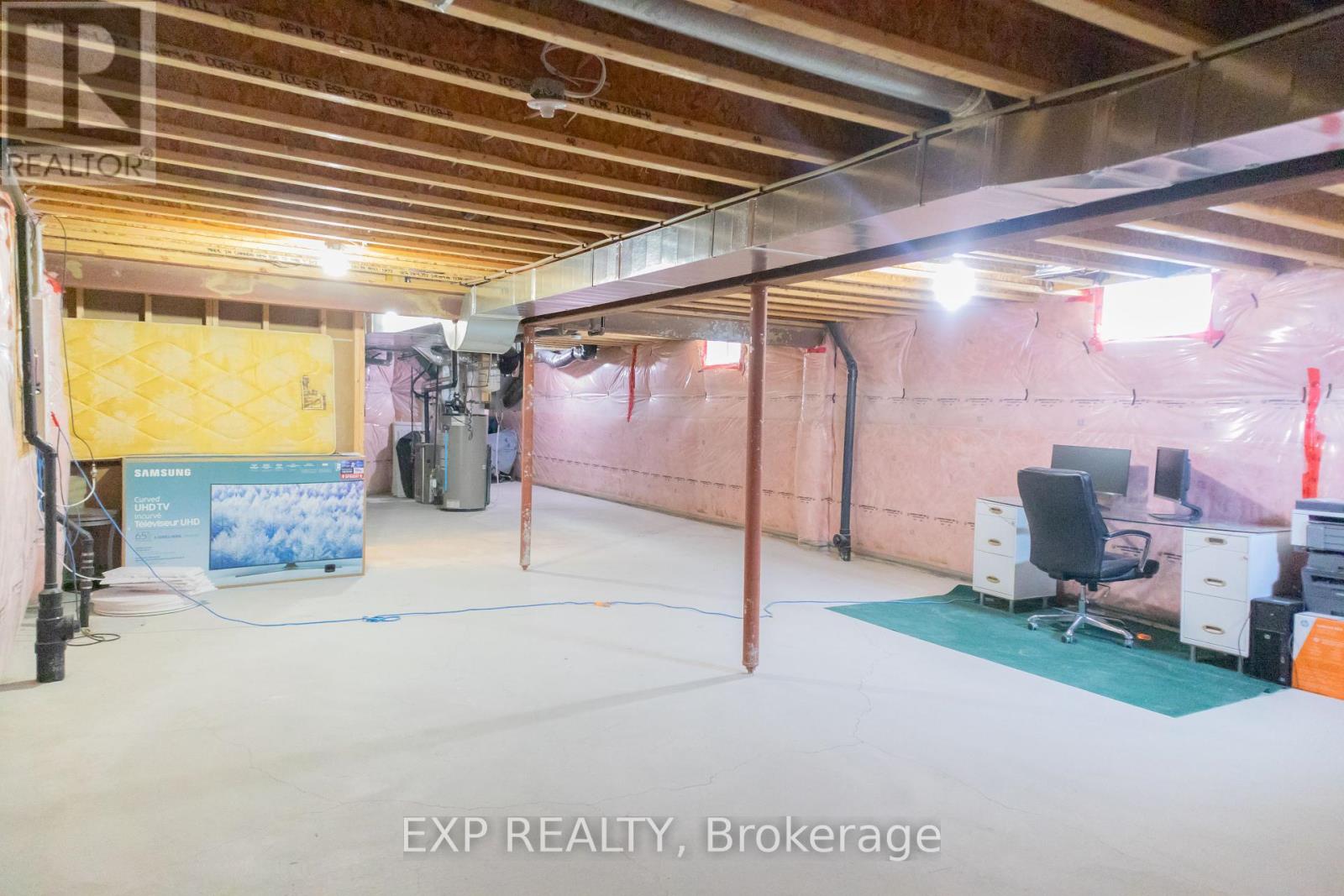 13 Sasco Way, Essa (Angus), Ontario  L0M 1B4 - Photo 37 - N11973613