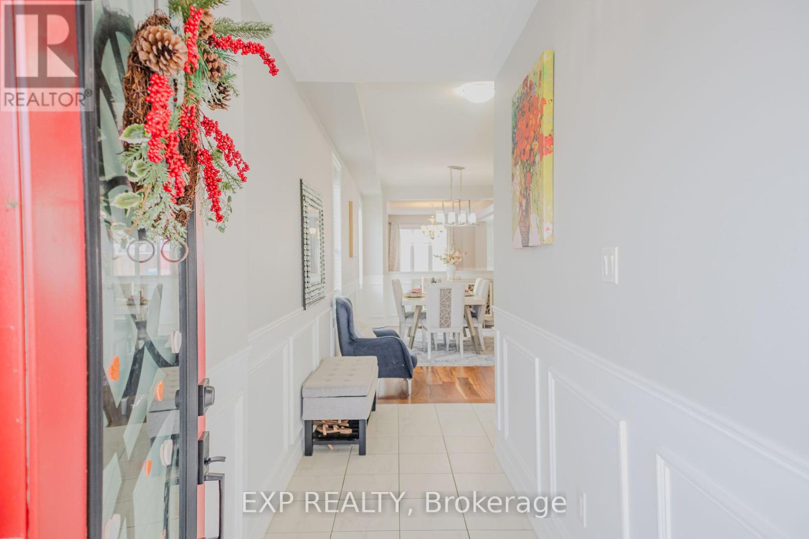 13 Sasco Way, Essa (Angus), Ontario  L0M 1B4 - Photo 4 - N11973613