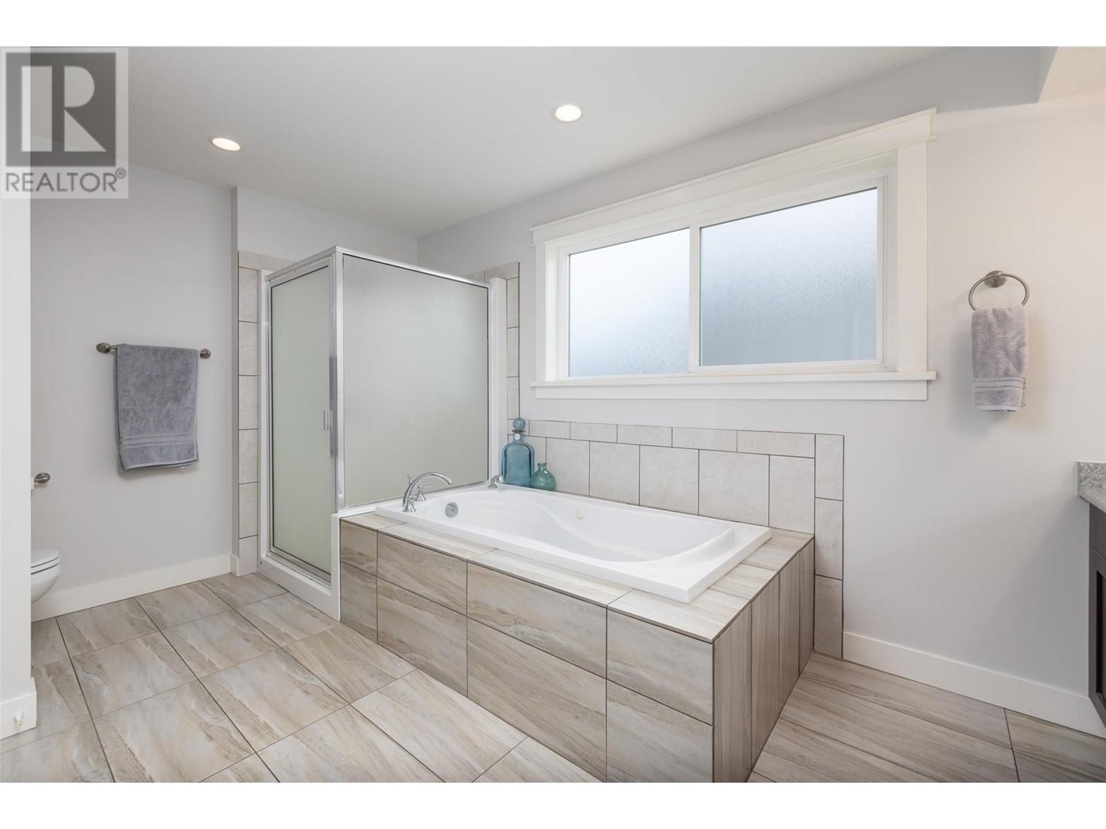 Property at 4244 Beach Avenue image 5