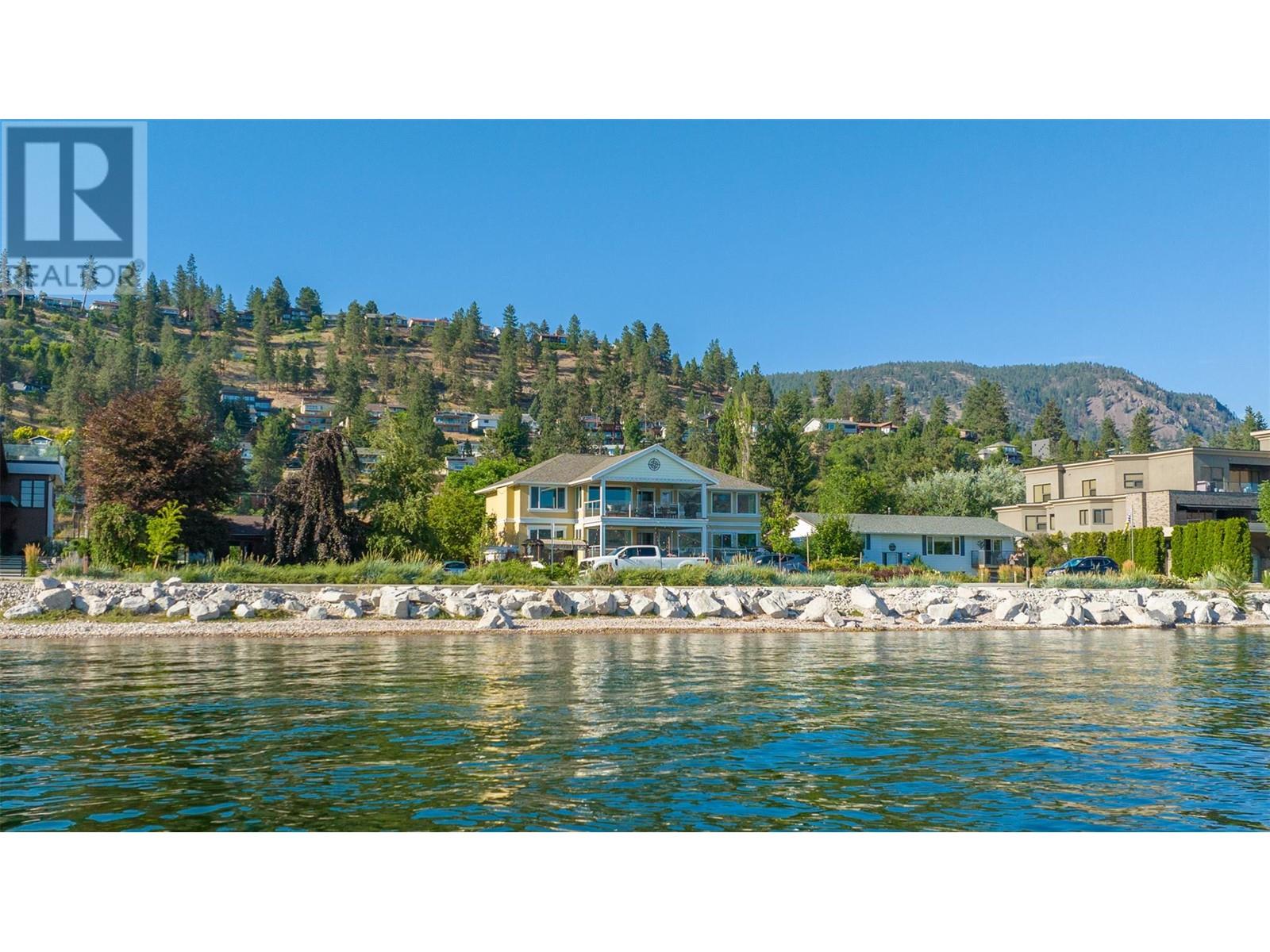 4244 Beach Avenue, Peachland, British Columbia  V0H 1X6 - Photo 4 - 10335201