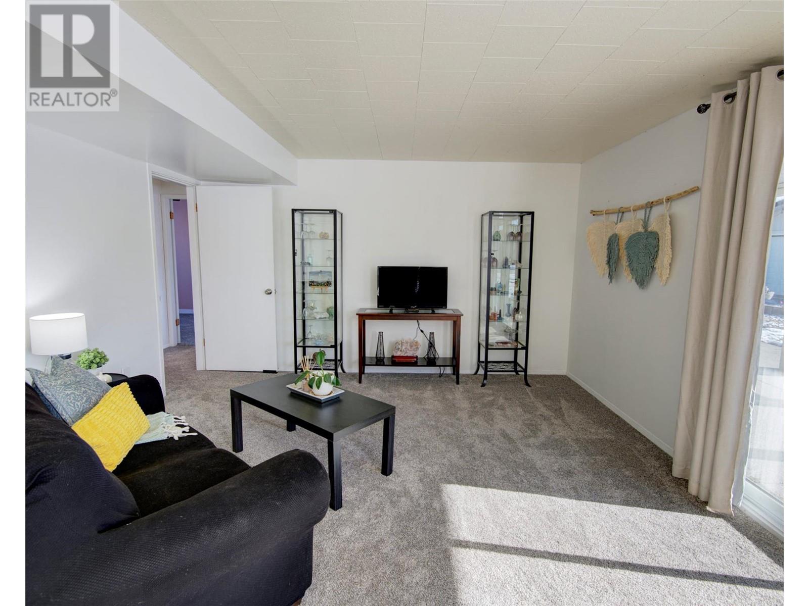 Property at 6576 Scott Road image 3
