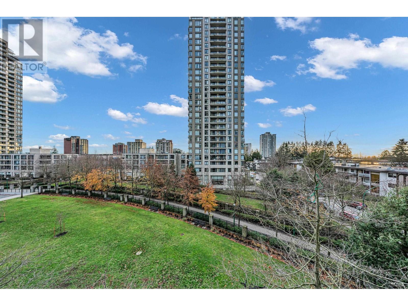 Listing Picture 17 of 26 : 501 7108 COLLIER STREET, Burnaby / 本拿比 - 魯藝地產 Yvonne Lu Group - MLS Medallion Club Member