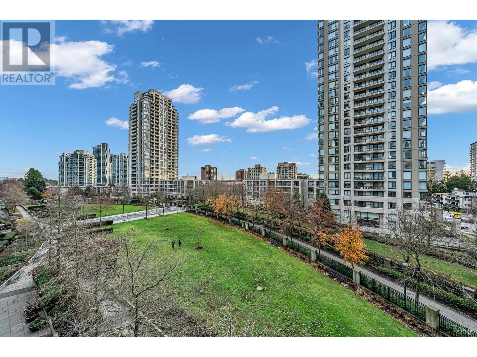 Listing Picture 18 of 26 : 501 7108 COLLIER STREET, Burnaby / 本拿比 - 魯藝地產 Yvonne Lu Group - MLS Medallion Club Member