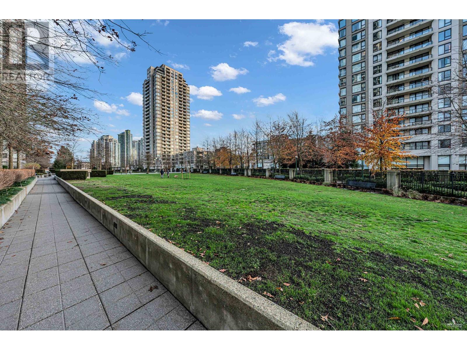 Listing Picture 19 of 26 : 501 7108 COLLIER STREET, Burnaby / 本拿比 - 魯藝地產 Yvonne Lu Group - MLS Medallion Club Member