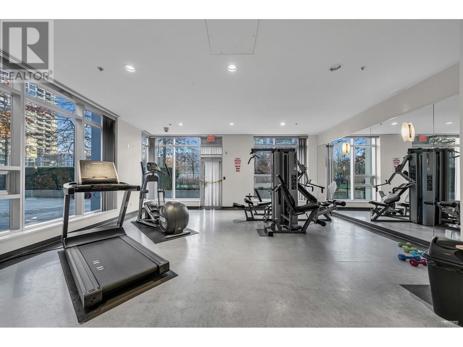 Listing Picture 23 of 26 : 501 7108 COLLIER STREET, Burnaby / 本拿比 - 魯藝地產 Yvonne Lu Group - MLS Medallion Club Member