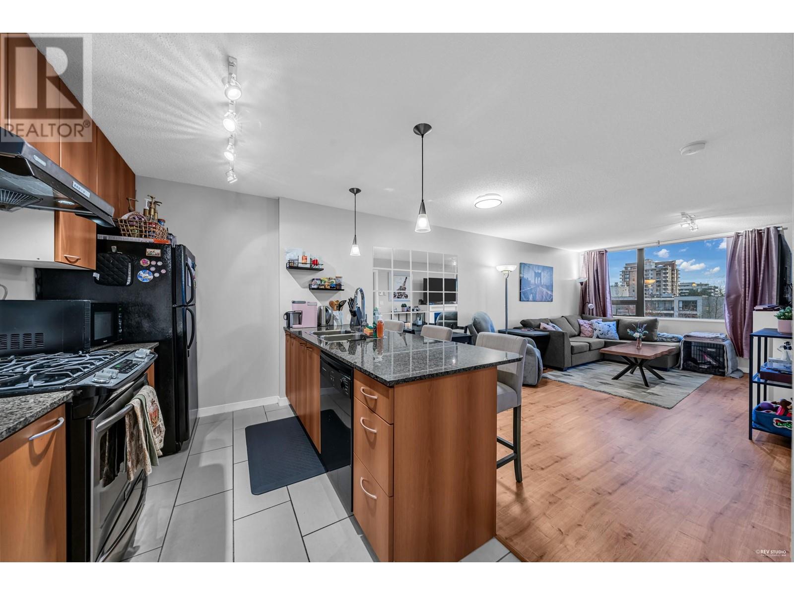 Listing Picture 8 of 26 : 501 7108 COLLIER STREET, Burnaby / 本拿比 - 魯藝地產 Yvonne Lu Group - MLS Medallion Club Member