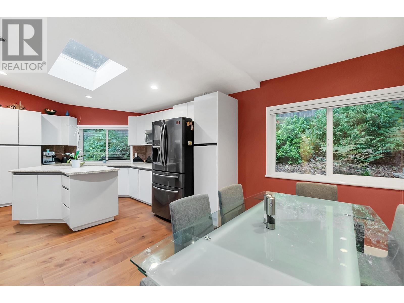 4627 Northwood Drive, West Vancouver, British Columbia  V7S 3A7 - Photo 12 - R2966937