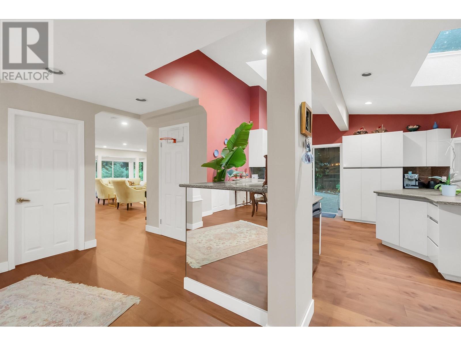 4627 Northwood Drive, West Vancouver, British Columbia  V7S 3A7 - Photo 15 - R2966937