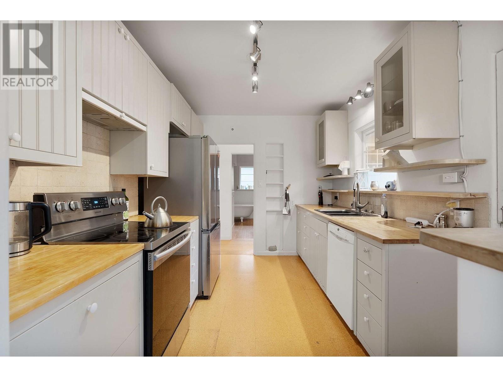 3548 Creery Avenue, West Vancouver, British Columbia  V7V 2M1 - Photo 10 - R2966972