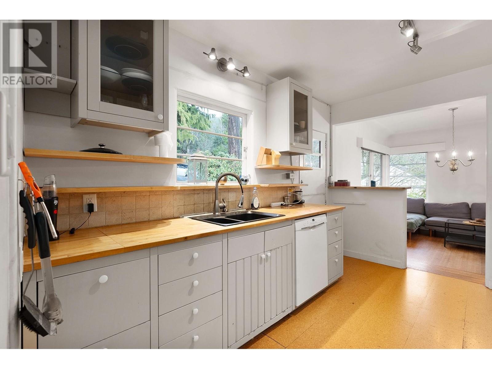 3548 Creery Avenue, West Vancouver, British Columbia  V7V 2M1 - Photo 7 - R2966972