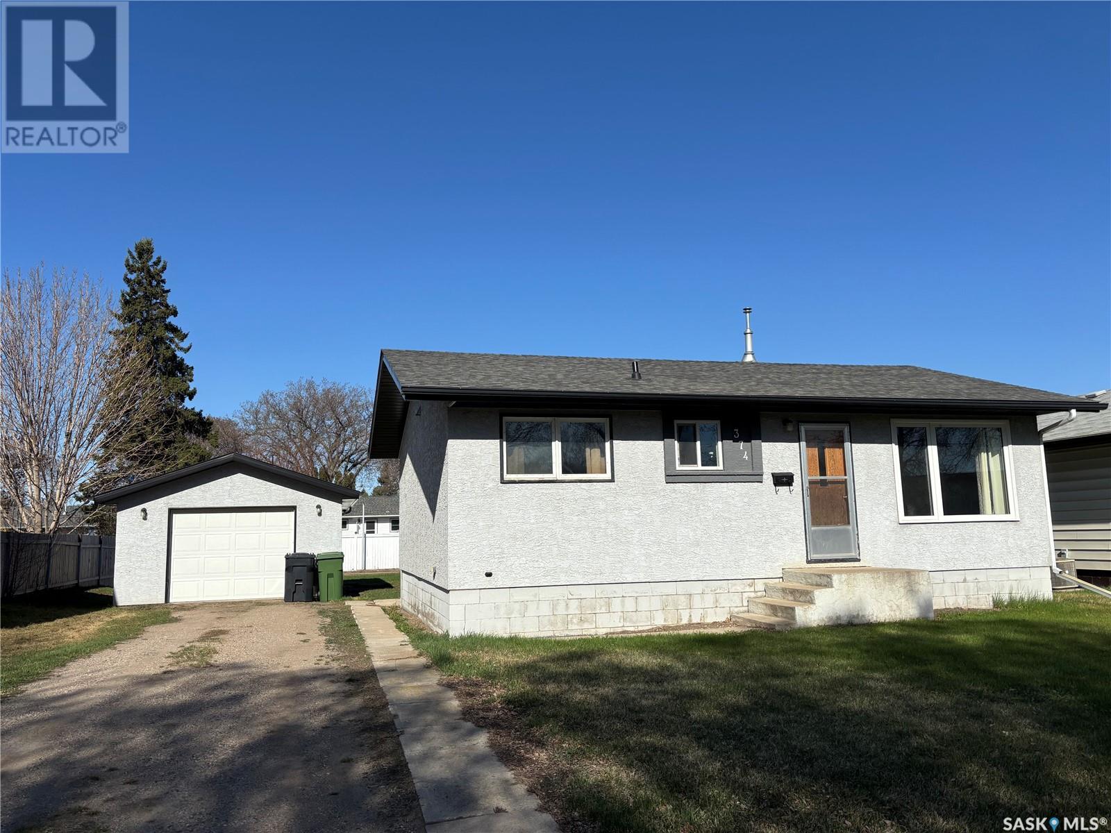 374 Betts AVENUE, yorkton, Saskatchewan