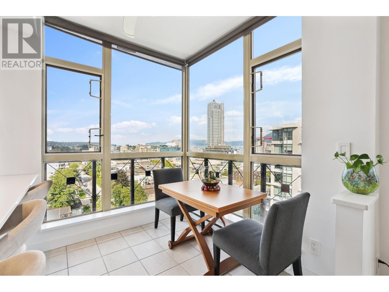 Listing Picture 7 of 24 : PH2 1316 W 11 AVENUE, Vancouver / 溫哥華 - 魯藝地產 Yvonne Lu Group - MLS Medallion Club Member