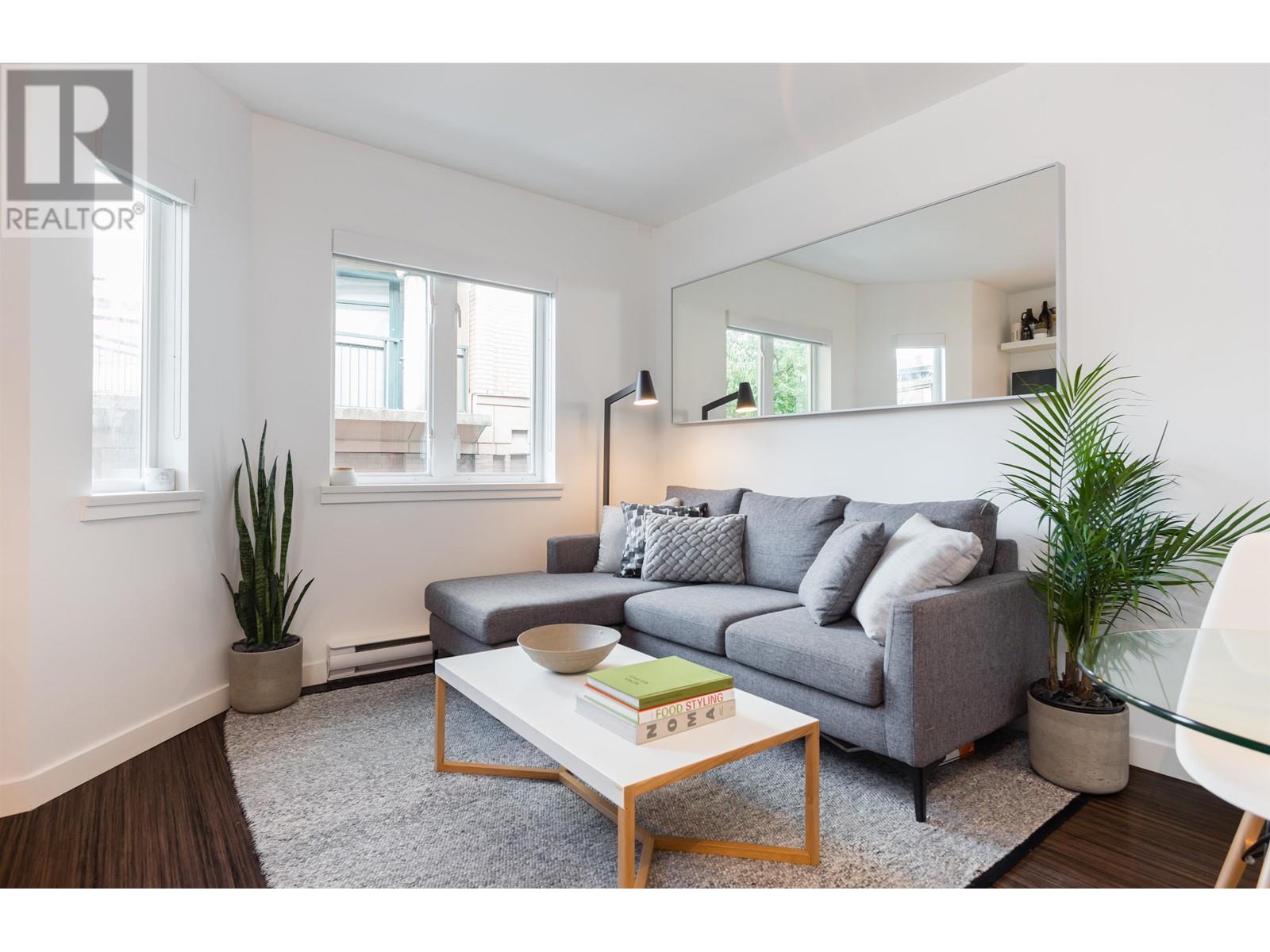 304 370 Carrall Street, Vancouver, British Columbia  V6B 2J3 - Photo 1 - R2966943