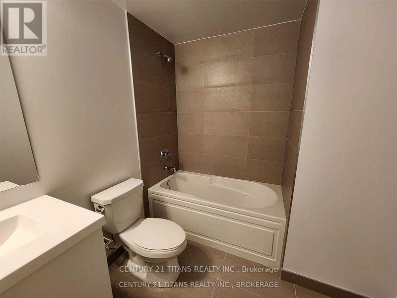Property at 2512 - 2550 SIMCOE STREET N image 3