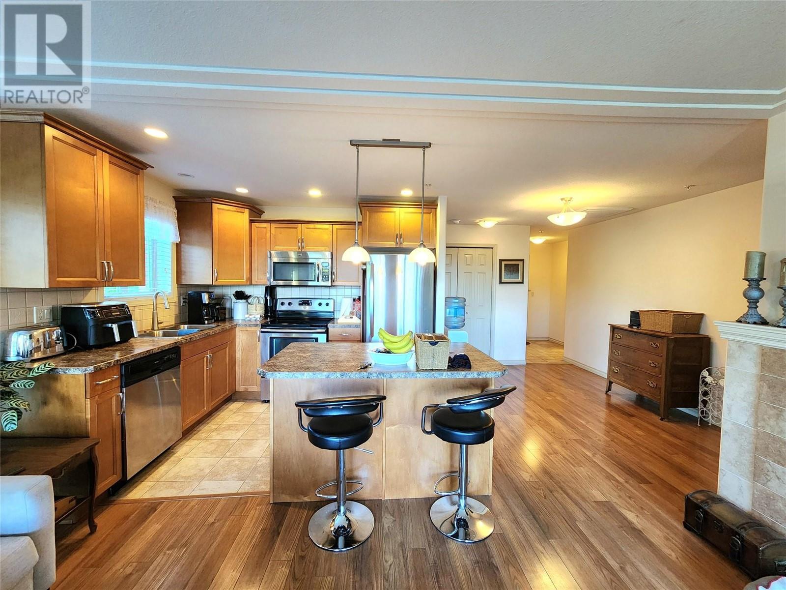 Property at 2125 Atkinson Street Unit# 302 image 5