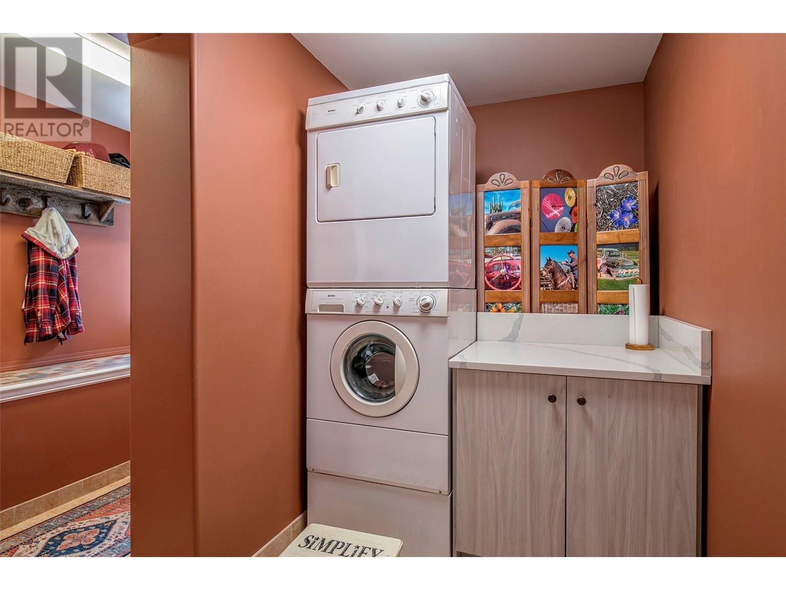 Property at 186 Stepping Stones Crescent image 3