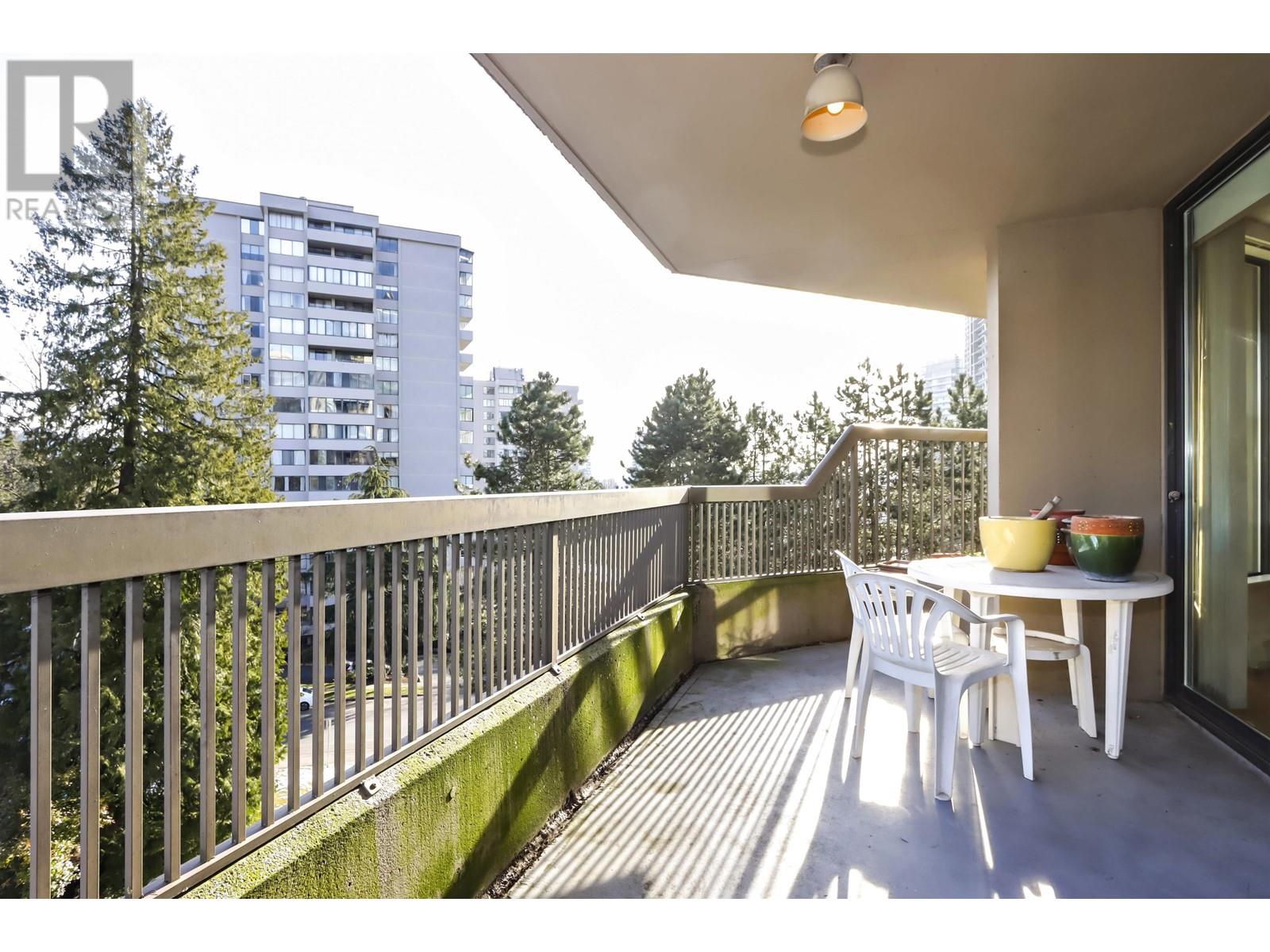 704 2041 Bellwood Avenue, Burnaby, British Columbia  V5B 4V5 - Photo 6 - R2967012