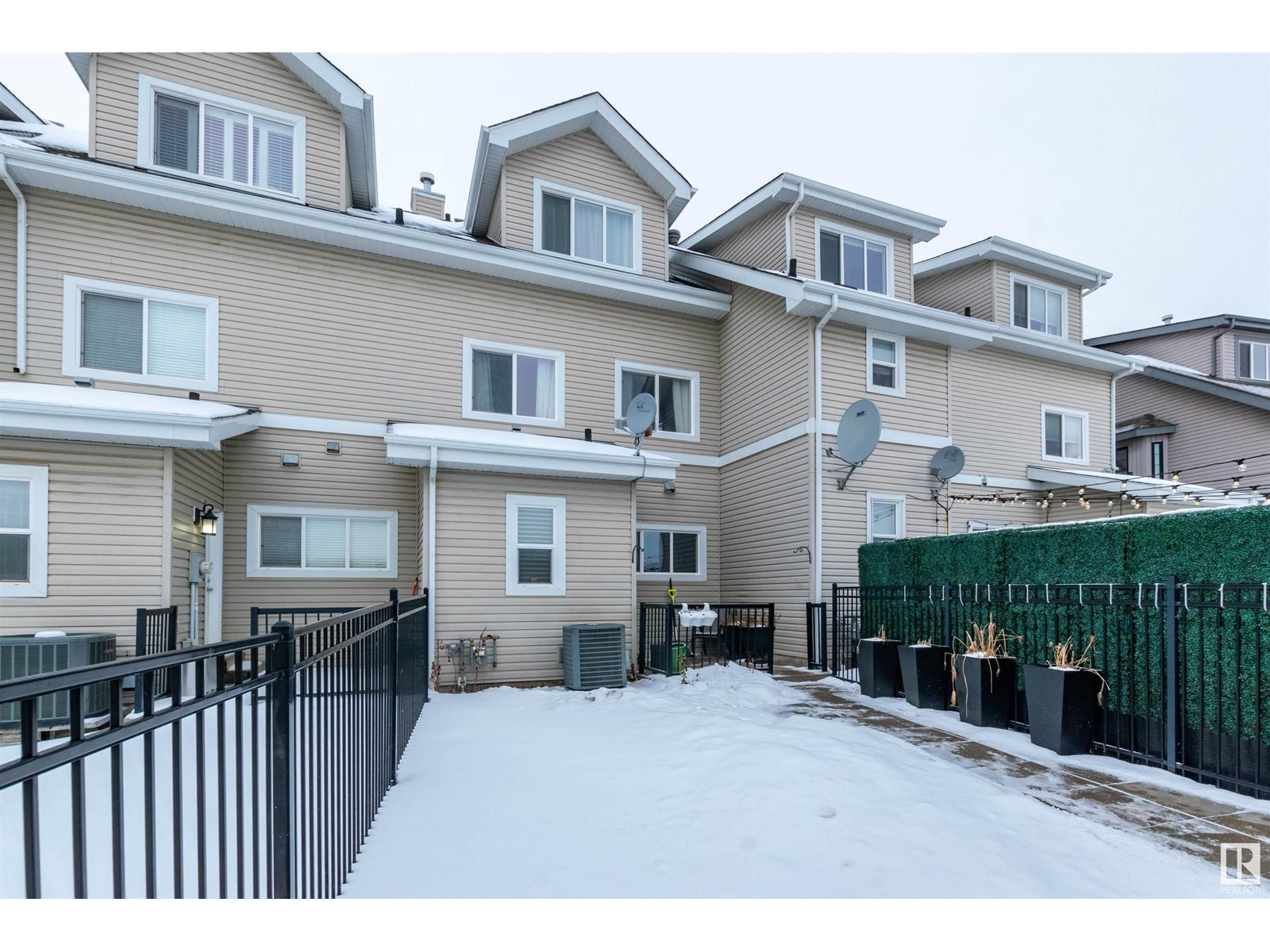 4947 Terwillegar Cm Nw, Edmonton, Alberta  T6R 0G5 - Photo 39 - E4421645