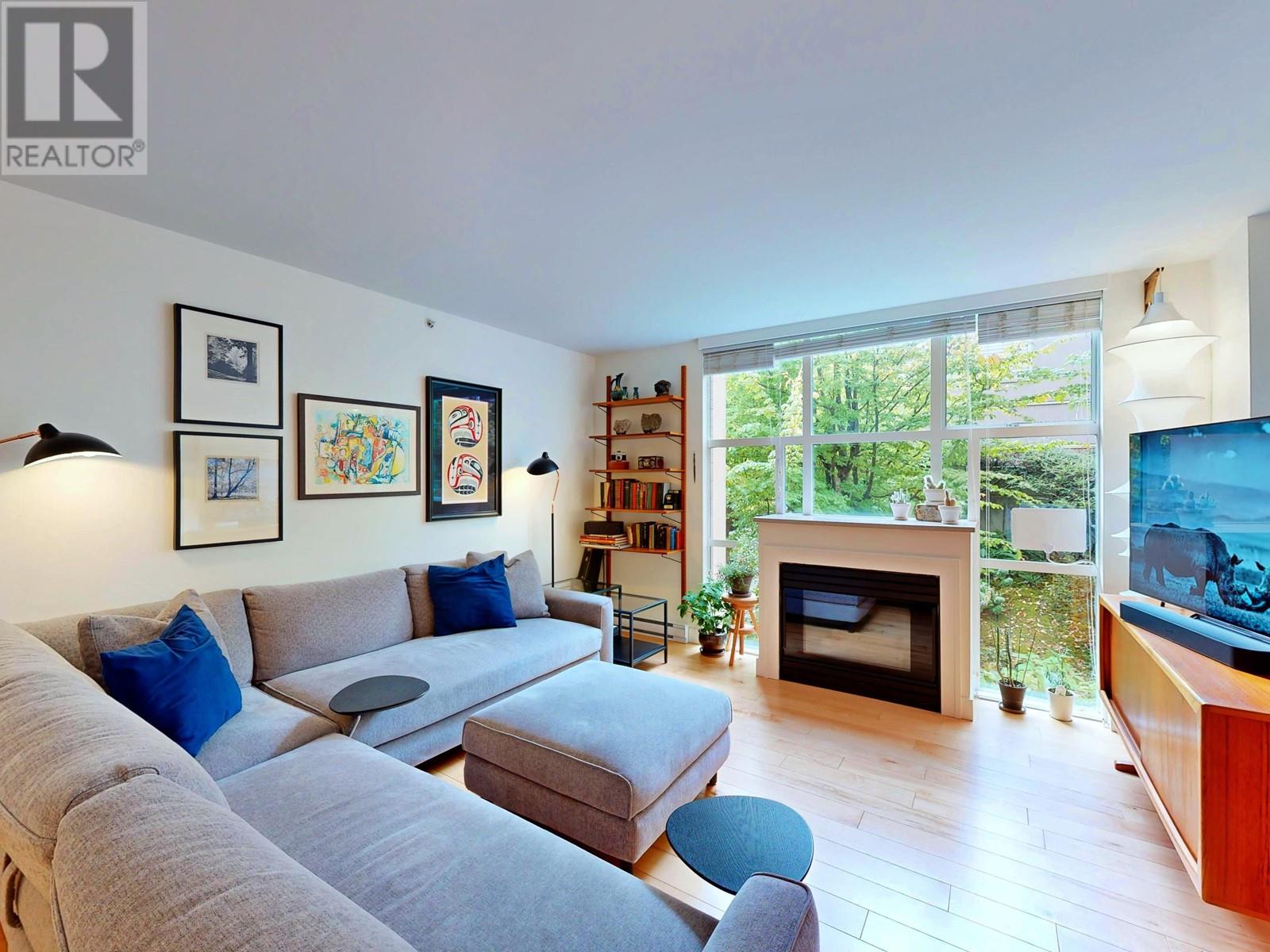 Listing Picture 15 of 34 : 203 518 W 14TH AVENUE, Vancouver / 溫哥華 - 魯藝地產 Yvonne Lu Group - MLS Medallion Club Member