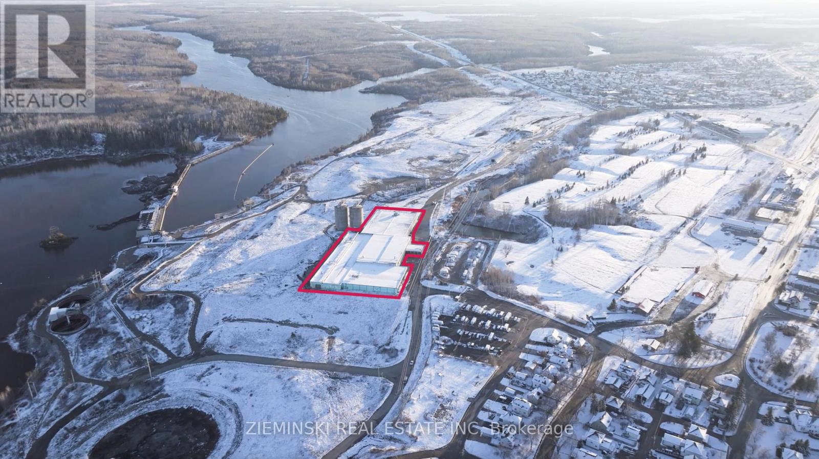 W4 - 1 Park Street, Iroquois Falls, Ontario  P0K 1E0 - Photo 3 - T11973863