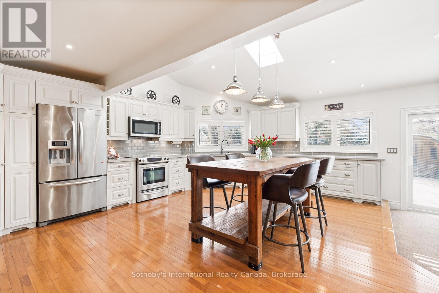 Property at 24 BIRKBANK DRIVE image 4