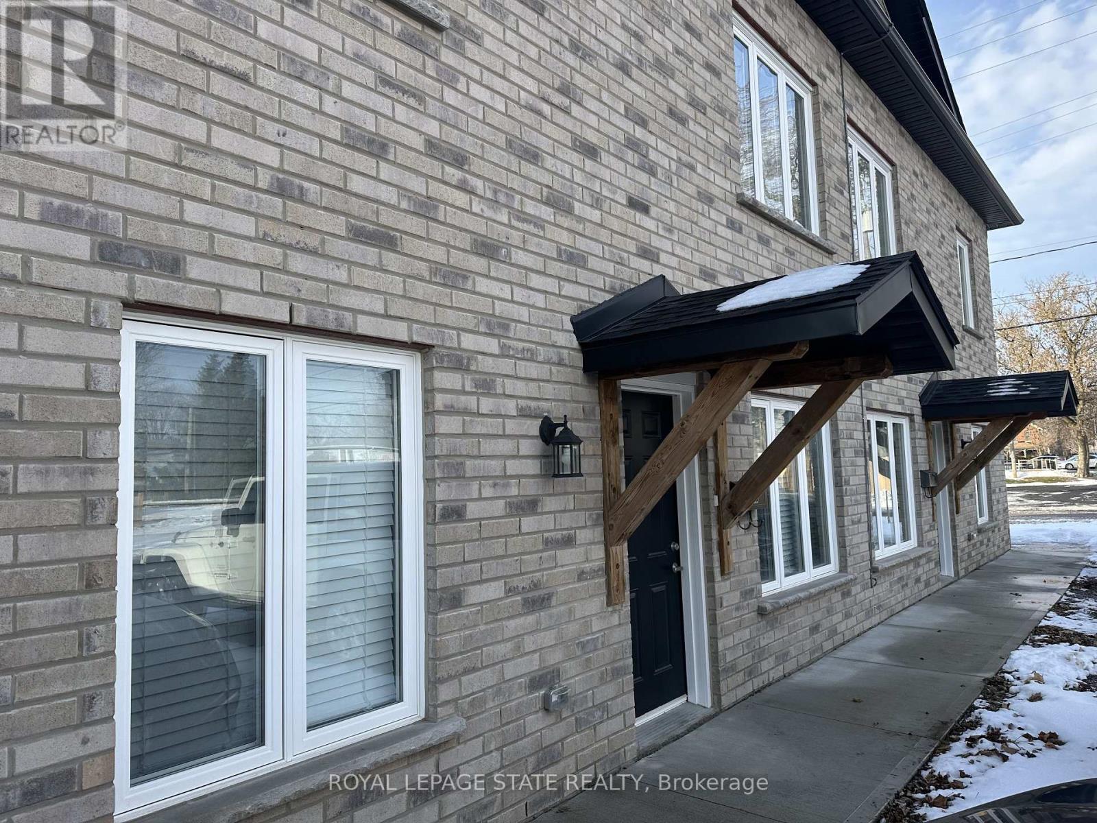 248 Port Colborne Drive, Port Colborne, Ontario  L3B 3M9 - Photo 2 - X11973872