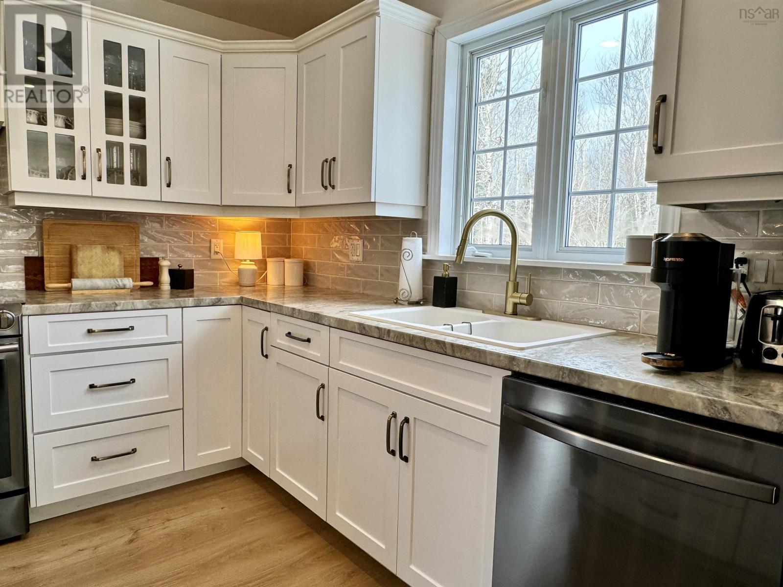 490 Centerville Street, Gardiner Mines, Nova Scotia  B1H 5L5 - Photo 10 - 202502989