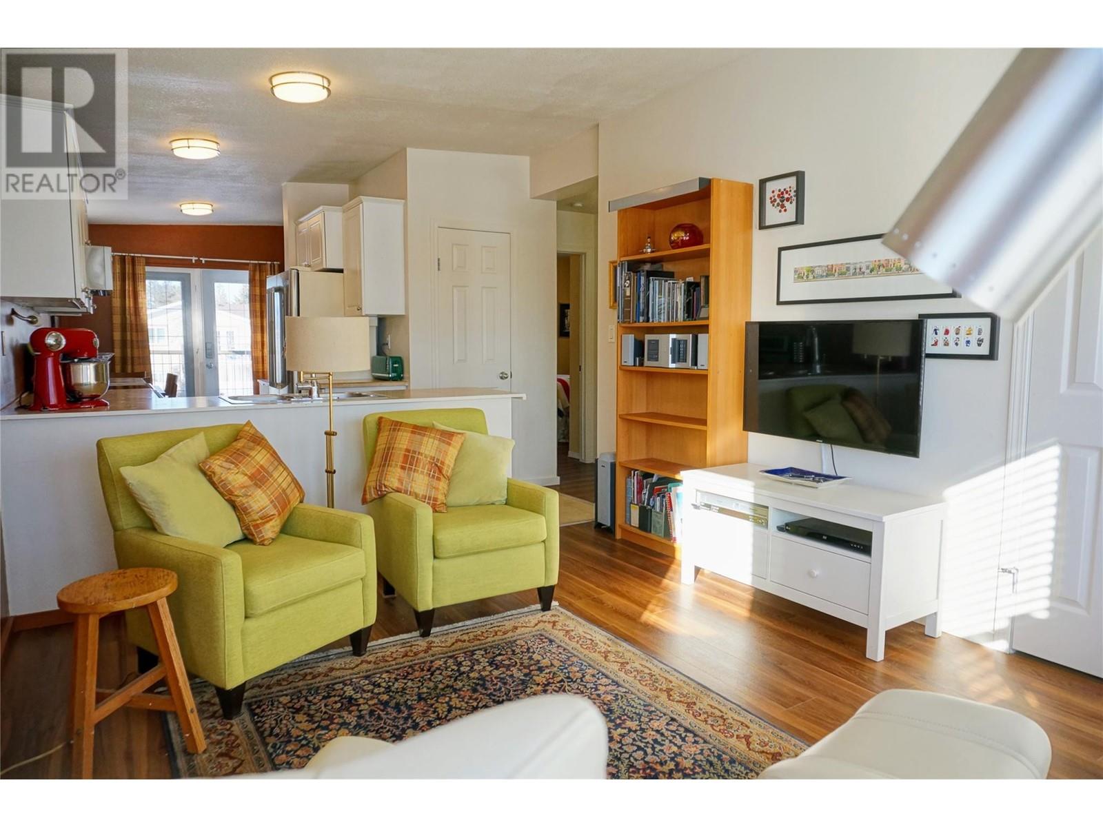 4865 Burns Avenue, canal flats, British Columbia V0B1B0