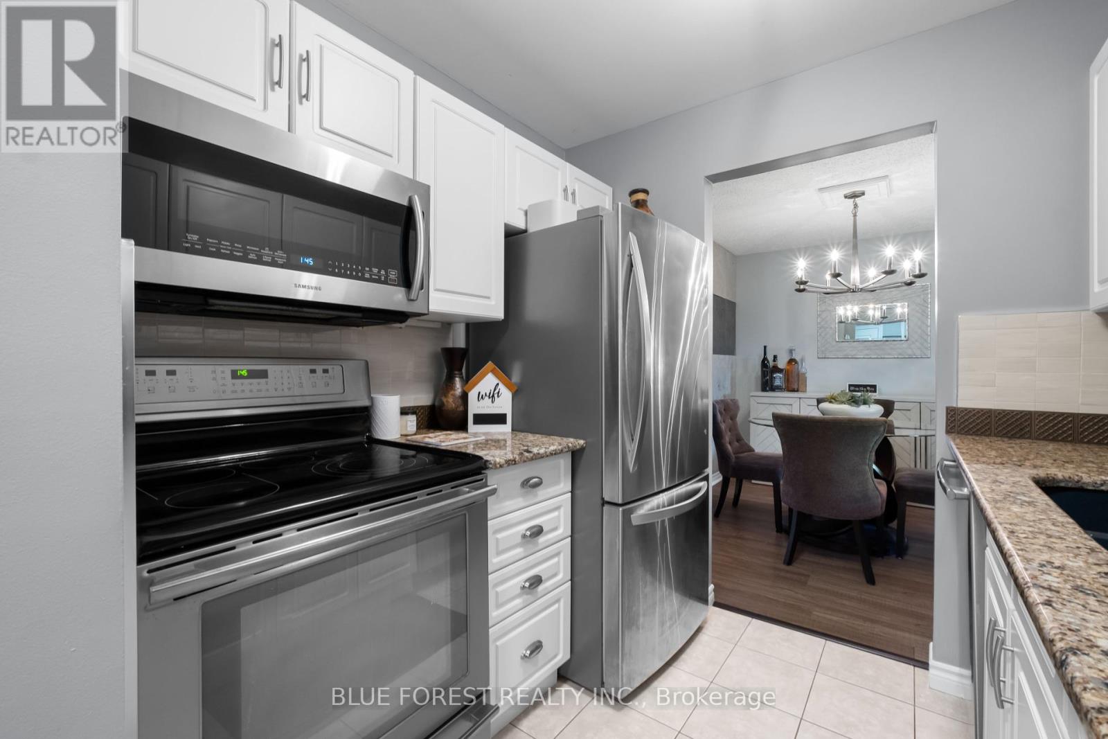 Photo 5 of 20 for 120 - 725 Deveron Crescent