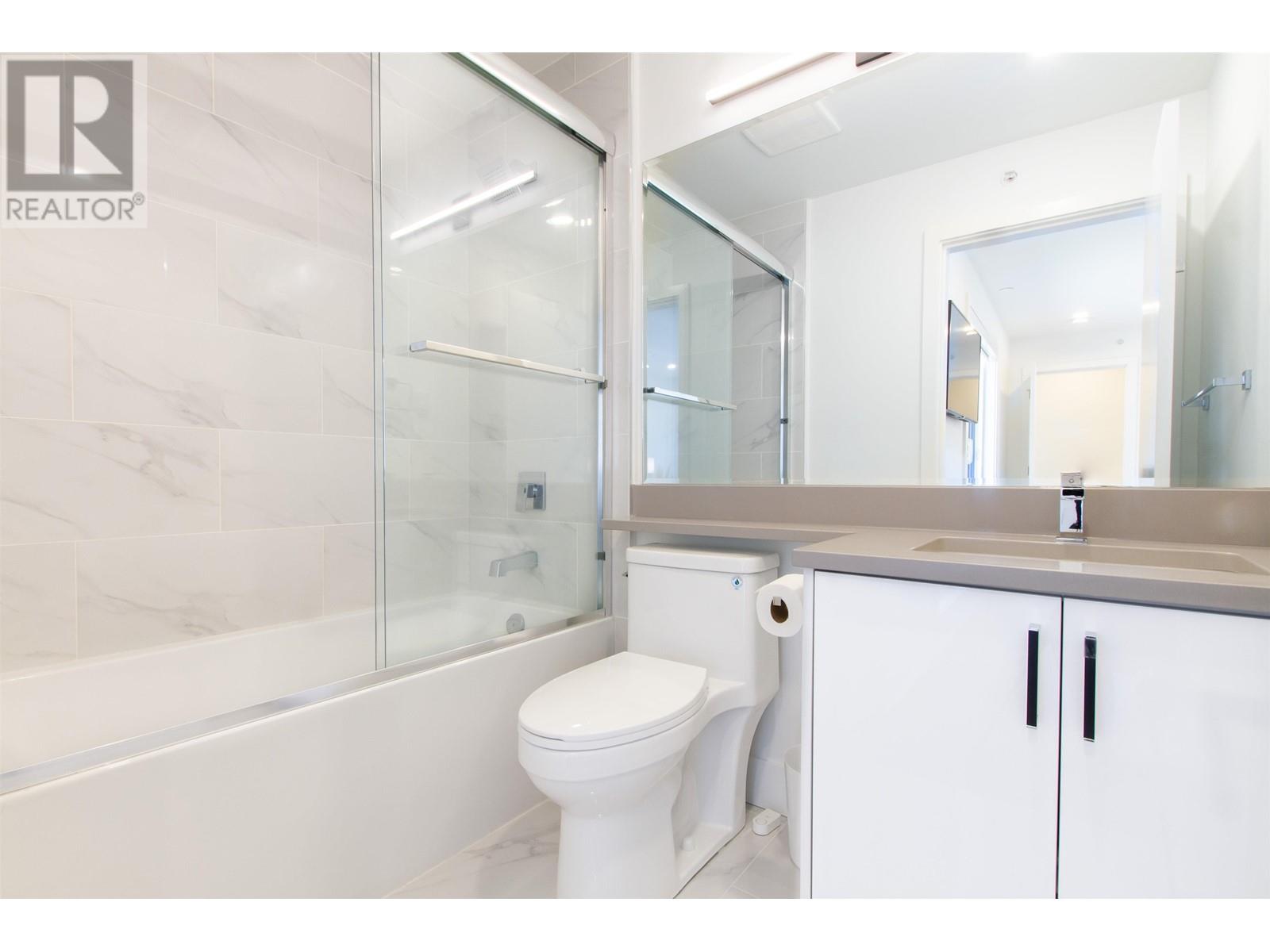 211 37842 THIRD AVENUE