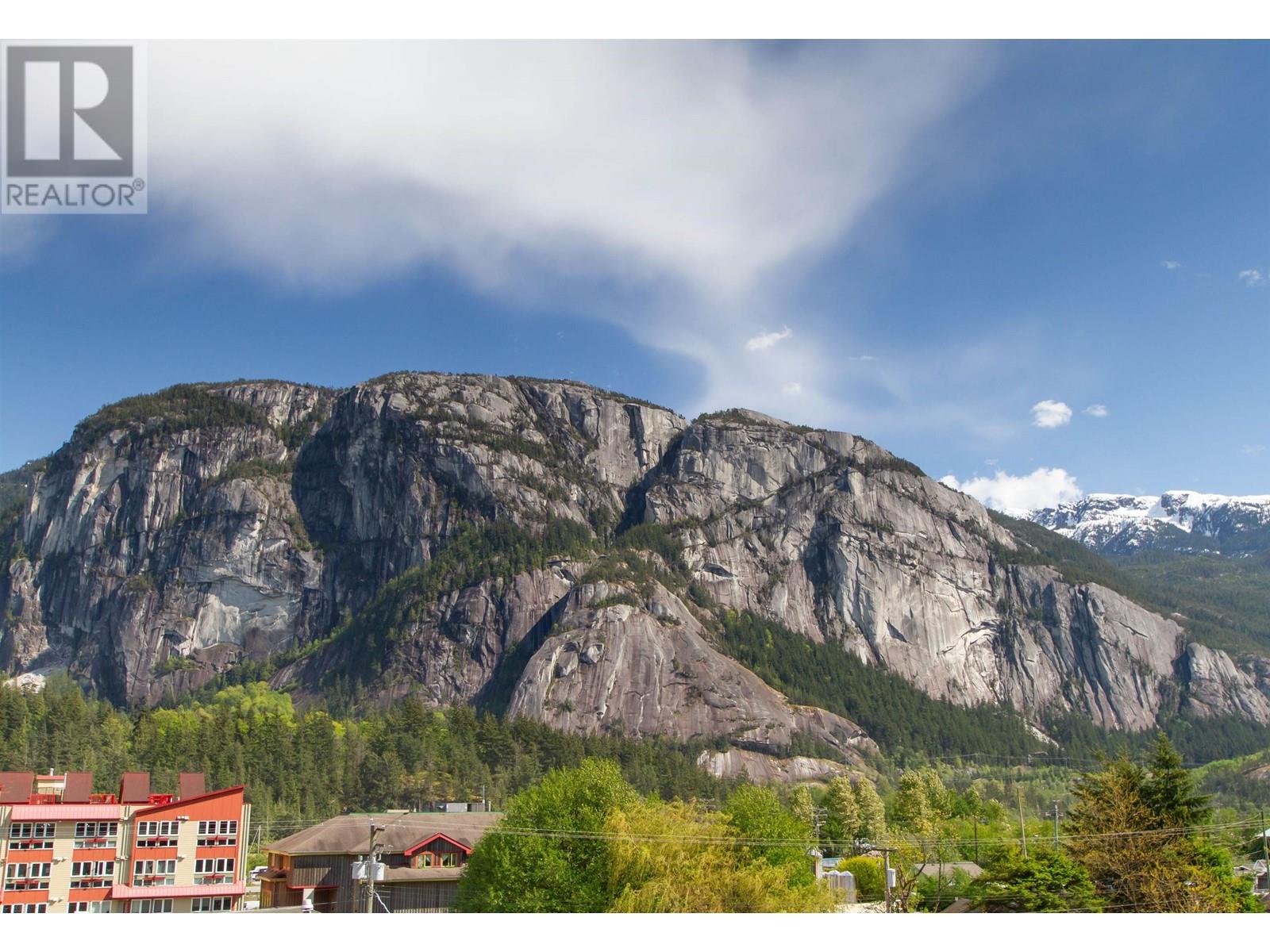 211 37842 THIRD AVENUE