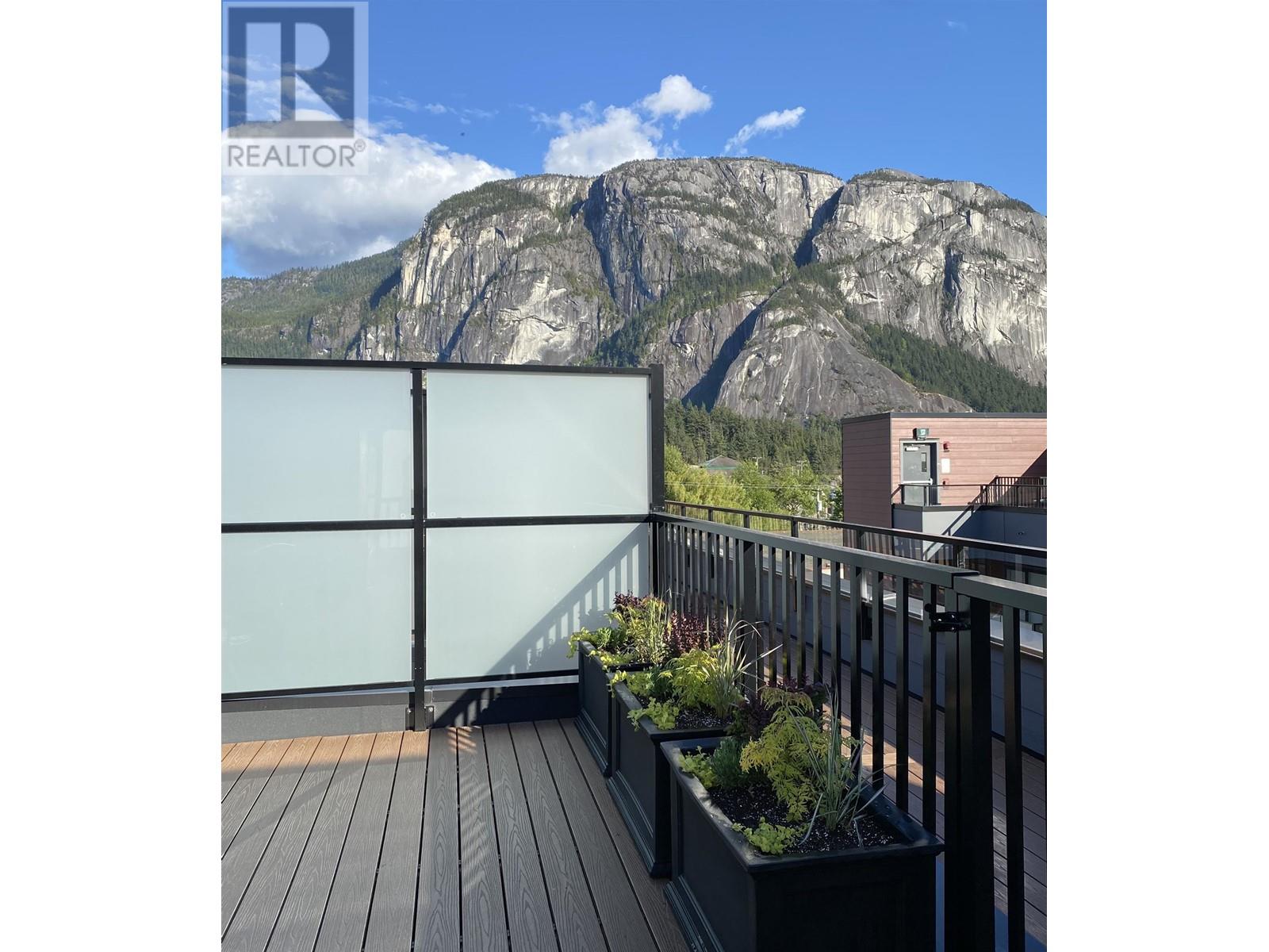 211 37842 THIRD AVENUE