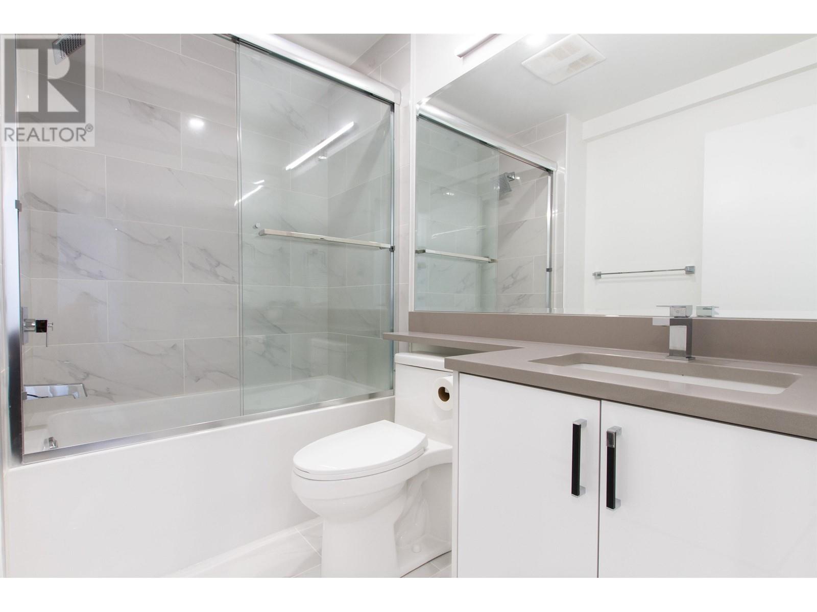 211 37842 THIRD AVENUE