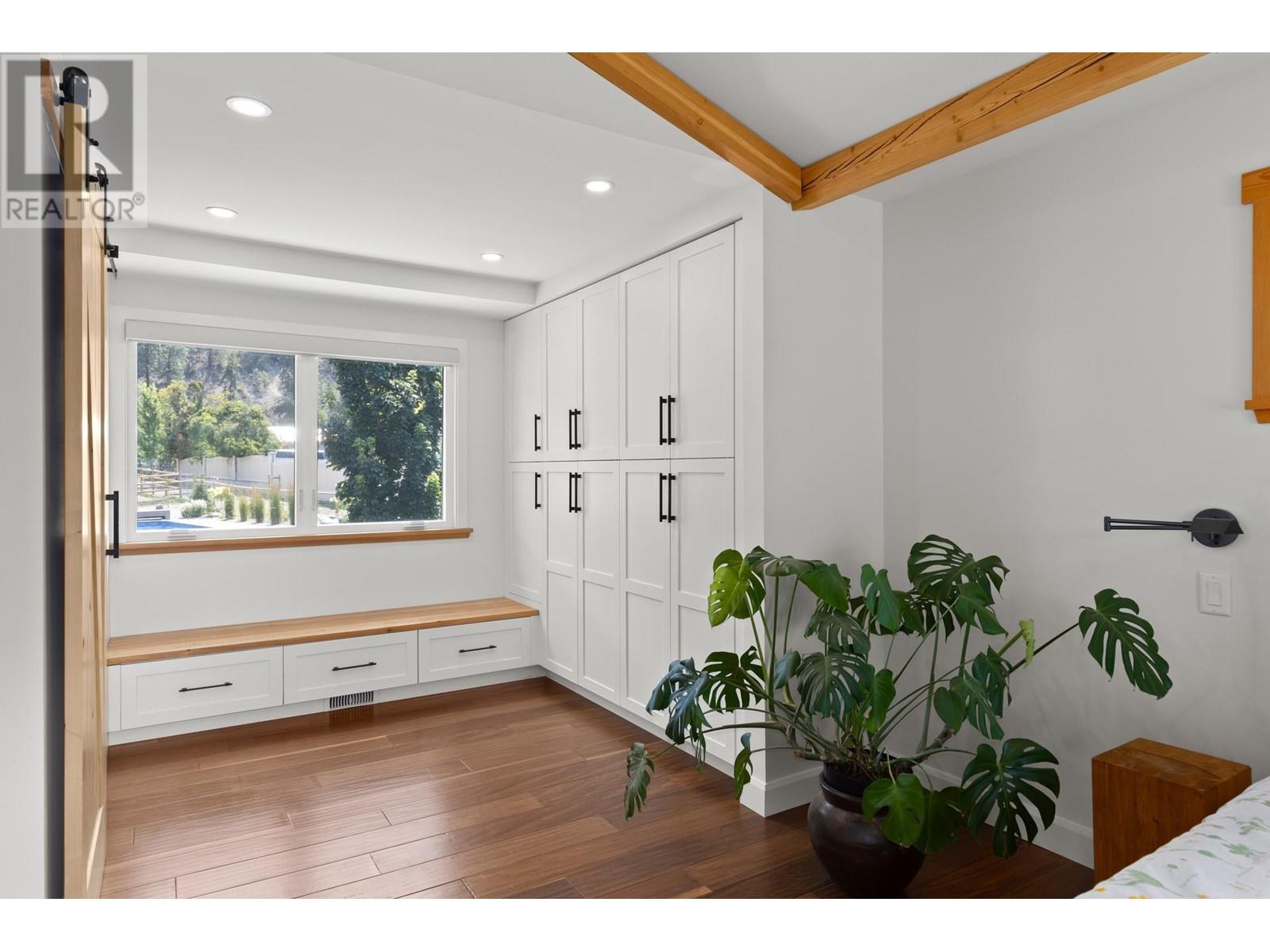 667 Curtis Road, Kelowna, British Columbia  V1V 2C9 - Photo 28 - 10335551