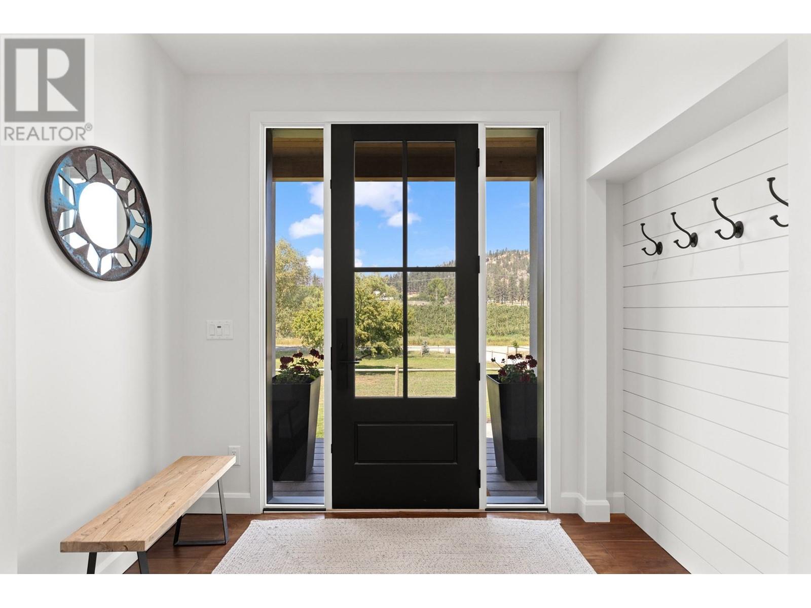 667 Curtis Road, Kelowna, British Columbia  V1V 2C9 - Photo 9 - 10335551