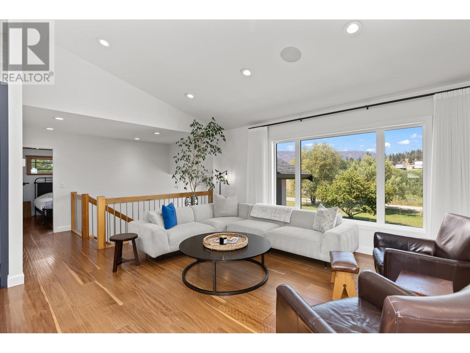 667 Curtis Road, Kelowna, British Columbia  V1V 2C9 - Photo 12 - 10335551