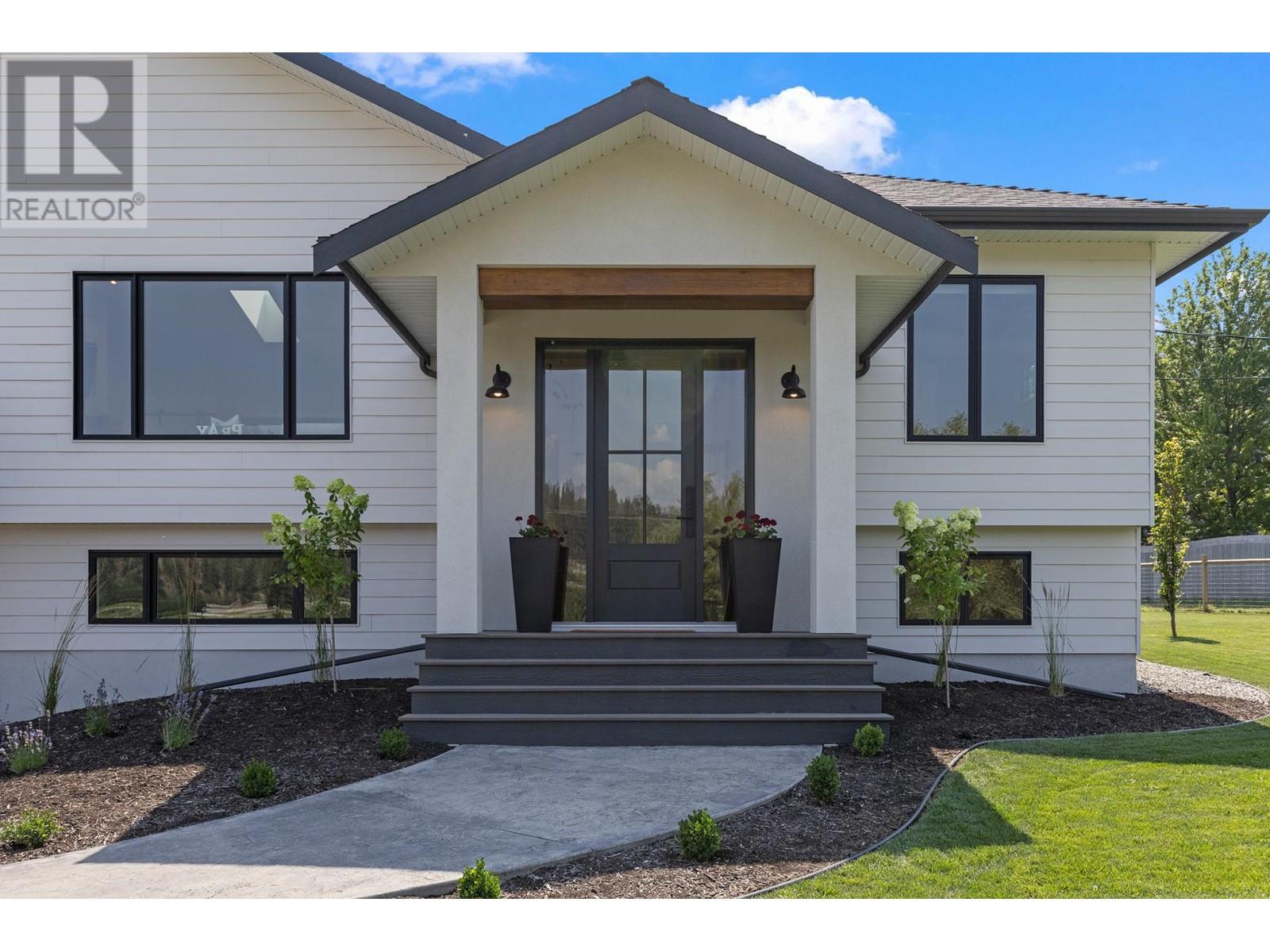 667 Curtis Road, Kelowna, British Columbia  V1V 2C9 - Photo 8 - 10335551