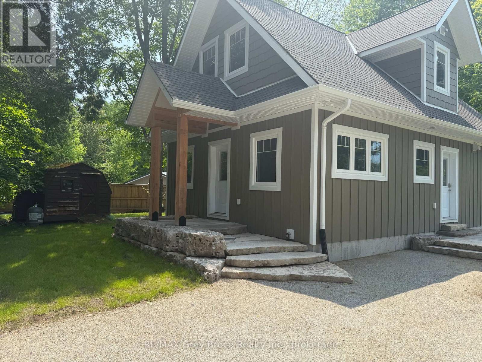 457 Huron Rd Road, South Bruce Peninsula, Ontario  N0H 2T0 - Photo 2 - X11974002