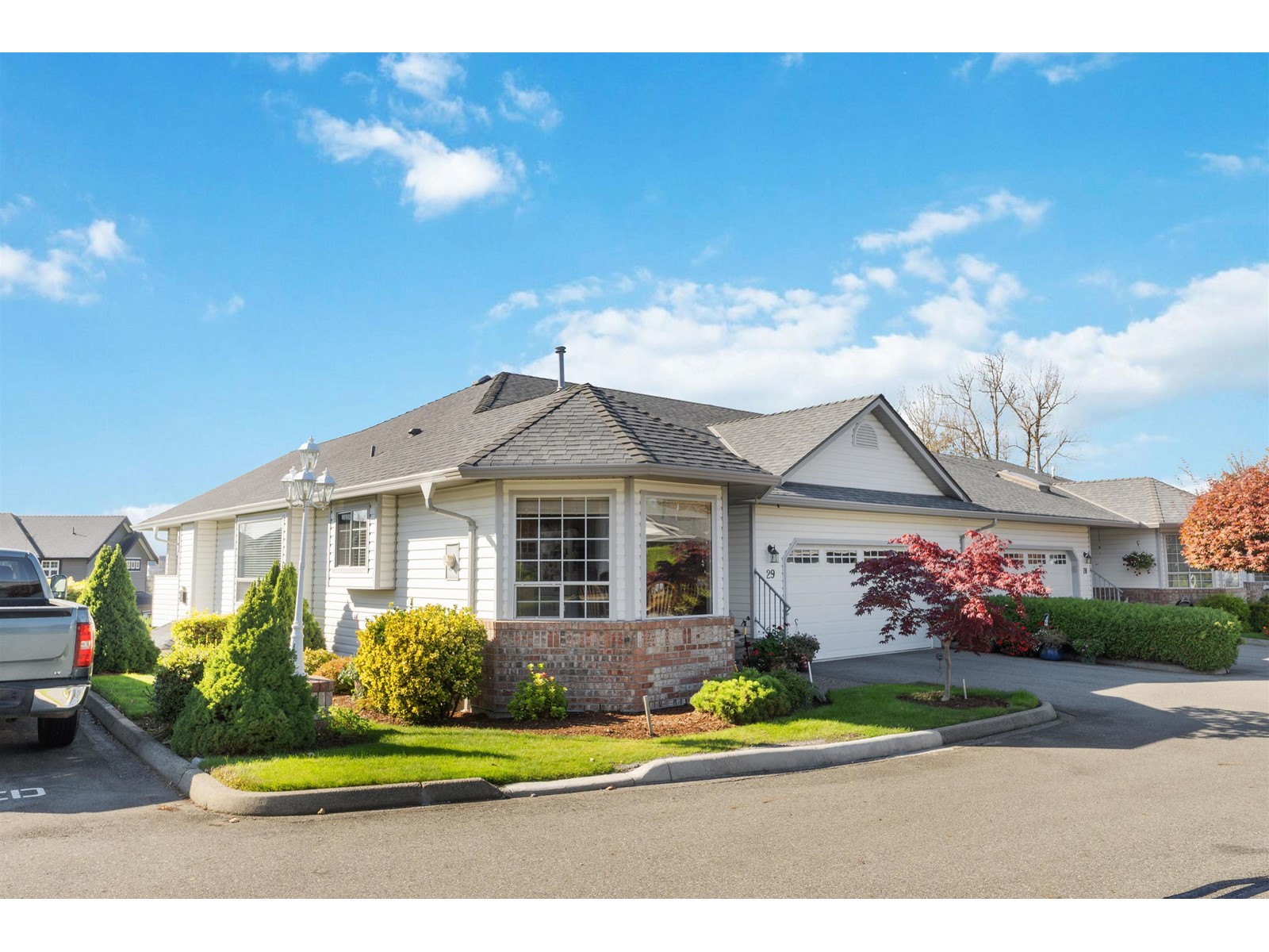 Property at 29 3293 FIRHILL DRIVE image 1