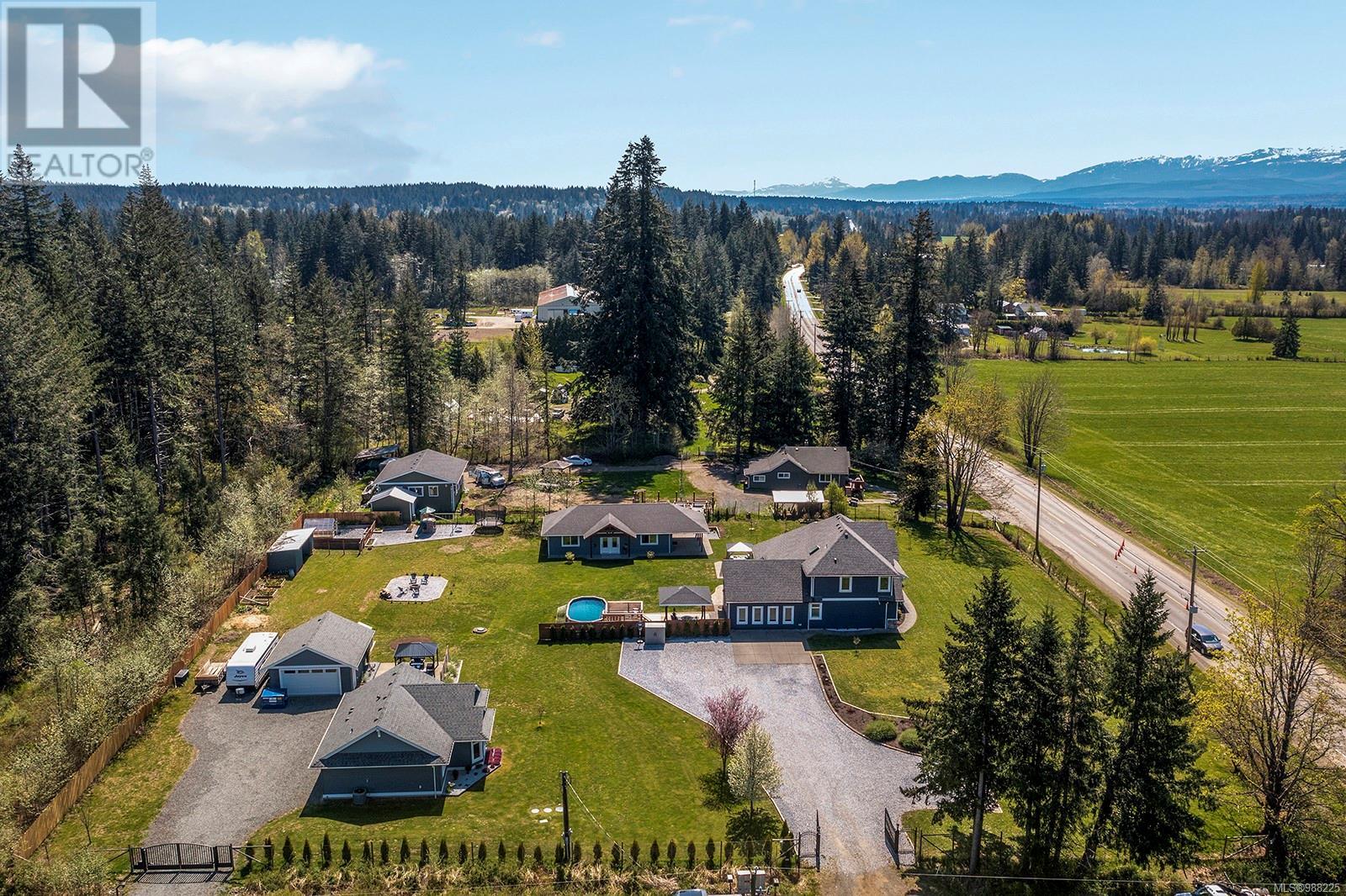 2495 Graham Rd, Courtenay, British Columbia  V9J 1T4 - Photo 12 - 988225