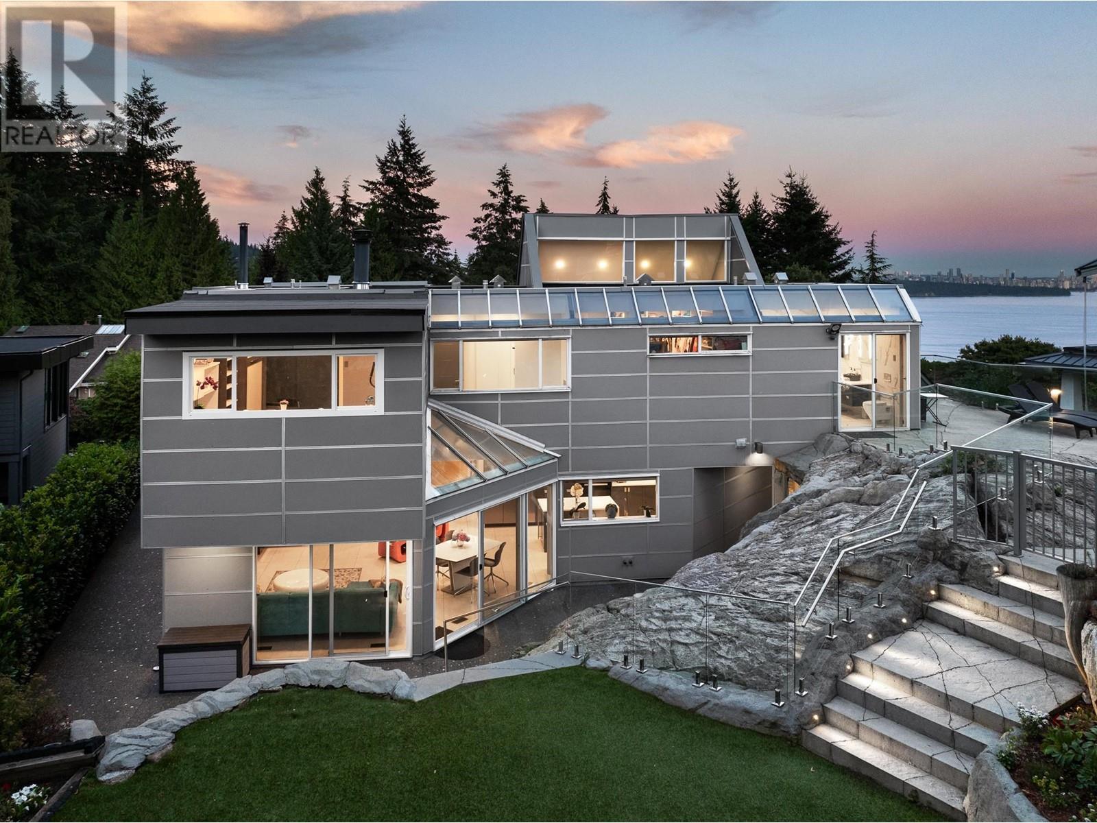 3722 Southridge Place, West Vancouver, British Columbia  V7V 3H8 - Photo 28 - R2967061